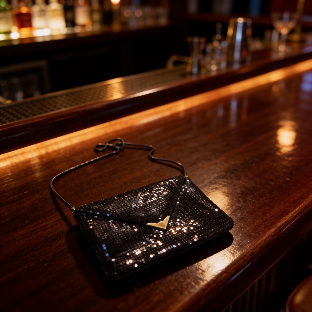 Creative Designs of Italy Black Metal Mesh Envelope Clutch Crossbody Bag Vintage